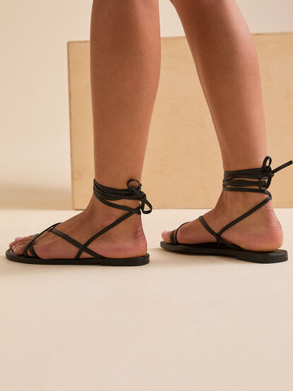 Juleah Strappy Sandals By Dolce Vita - TULLABEE