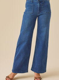 Braylee Straight Leg Jeans Detail 3 - TULLABEE