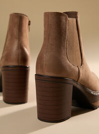 Sullivan Platform Bootie Detail 3 - TULLABEE