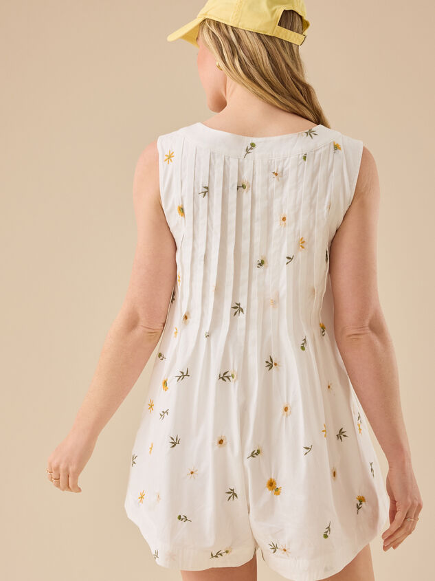 Evie Embroidered Romper Detail 4 - TULLABEE