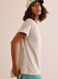 Find Your Stride Oversized Tee Detail 2 - TULLABEE
