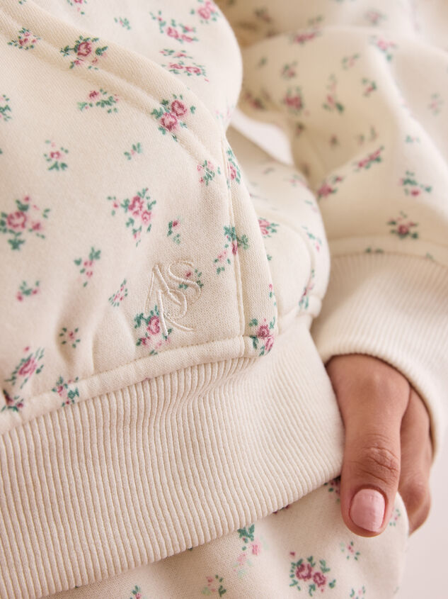 Pick Up Floral Hoodie Detail 7 - TULLABEE