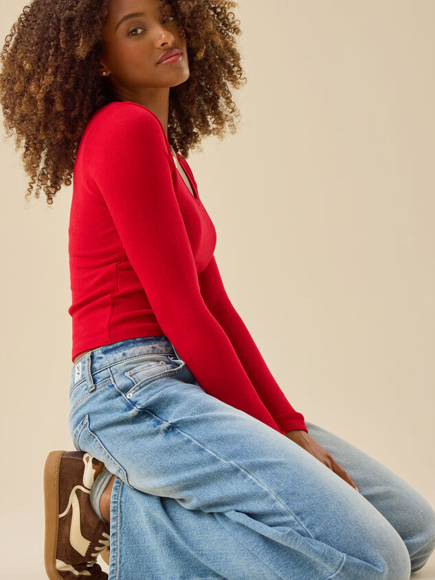 Elowyn Long Sleeve Ribbed Top Detail 3 - TULLABEE