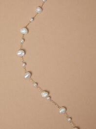 Dainty Pearl Stone Choker Necklace Detail 2 - TULLABEE