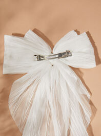Pleated Tulle Volume Bow Detail 3 - TULLABEE