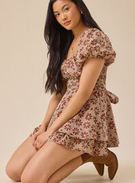 Penelope Puff Sleeve Romper Detail 6 - TULLABEE