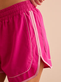 Pace Line Shorts Detail 4 - TULLABEE