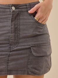 Saylor Cargo Mini Skirt Detail 2 - TULLABEE