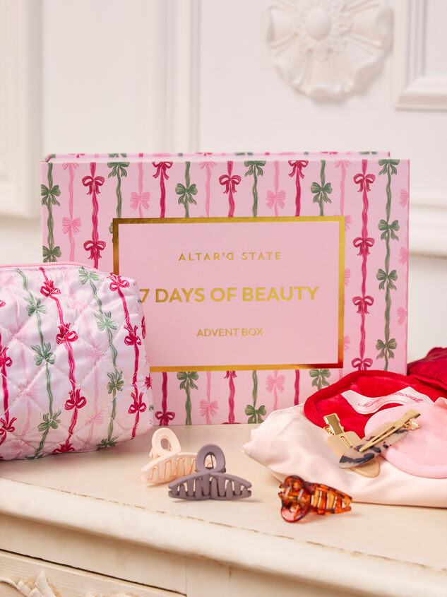 7 Days of Beauty Advent Calendar Detail 4 - TULLABEE