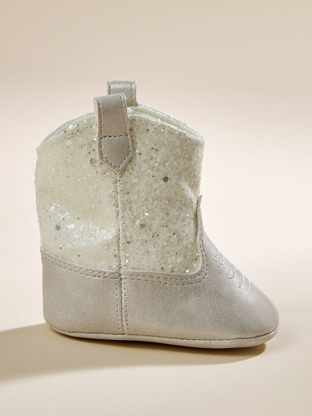 Missy Cowgirl Newborn Boots Detail 2 - TULLABEE
