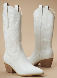 Amaya Western Boots Detail 5 - TULLABEE