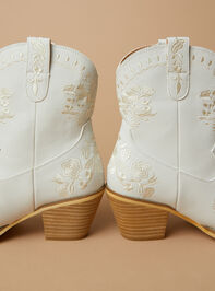 Caroline Embroidered Western Booties Detail 5 - TULLABEE