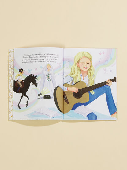 Taylor Swift Book - TULLABEE