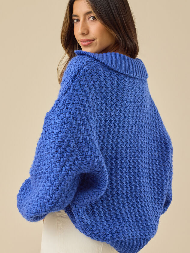Kaia Oversized Collared Sweater Detail 5 - TULLABEE