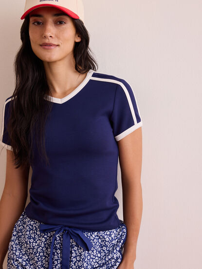 Goal Getter Fitted Tee - TULLABEE