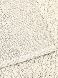 Clover Handwoven Rug Detail 6 - TULLABEE
