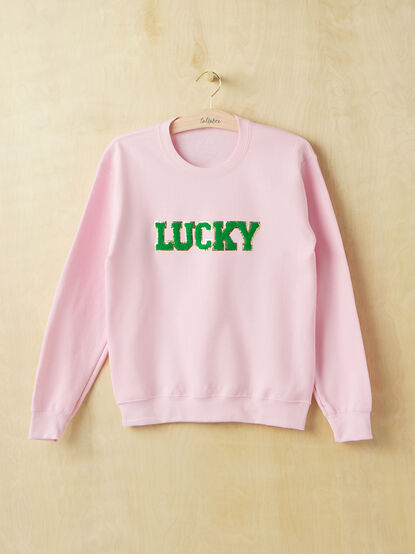 Lucky Patch Mama Sweatshirt - TULLABEE