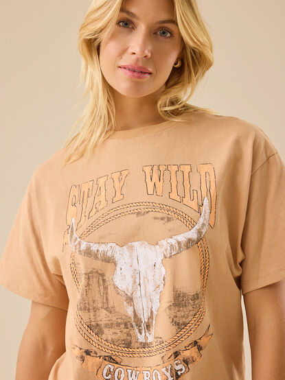 Stay Wild Cowboys Oversized Tee - TULLABEE
