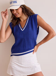 Varsity V-Neck Vest Detail 3 - TULLABEE
