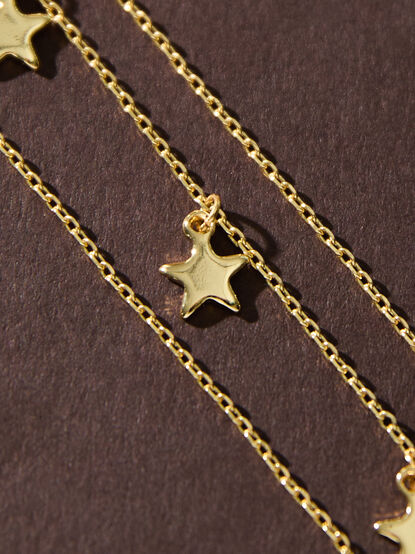 18K Gold Starlet Charm Necklace - TULLABEE