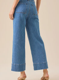 Lyra Crop Flare Jean Detail 5 - TULLABEE