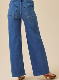 Braylee Straight Leg Jeans Detail 5 - TULLABEE