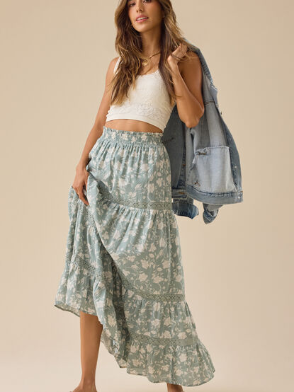 Kait Lace Tiered Midi Skirt - TULLABEE