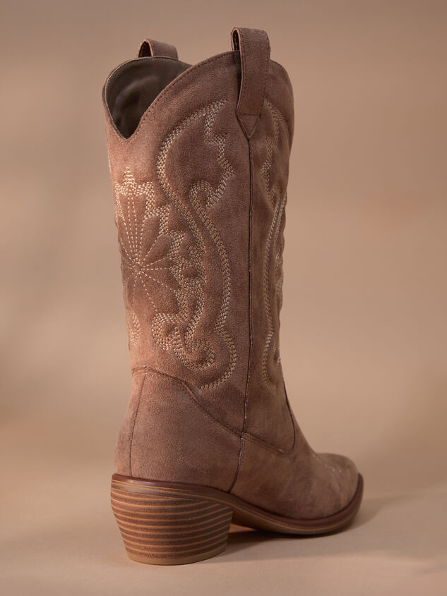 Kalli Western Boots Detail 4 - TULLABEE