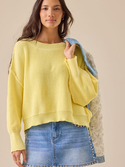 Sophia Crew Sweater - TULLABEE