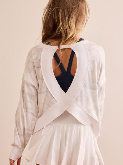 Moonlit Camo Circle Back Long Sleeve - TULLABEE