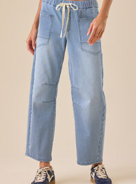 Sadie Barrel Pant Detail 4 - TULLABEE