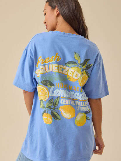 Sweet Lemonade Graphic Tee - TULLABEE