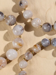 Beaded Resin Stretch Bracelet Set Detail 2 - TULLABEE