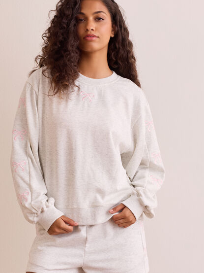 Release Embroidered Bow Crewneck - TULLABEE