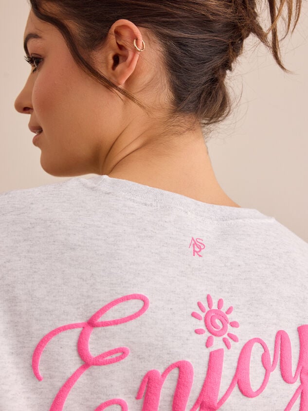 Enjoy Today Pullover Detail 6 - TULLABEE