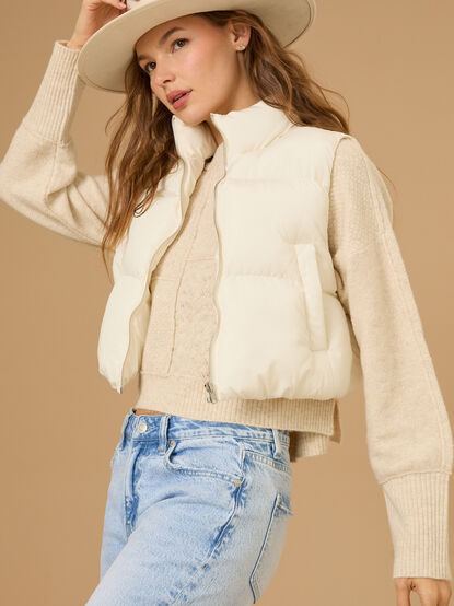 Nora Cropped Puffer Vest - TULLABEE