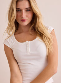 Soaring High Fitted Tee - TULLABEE