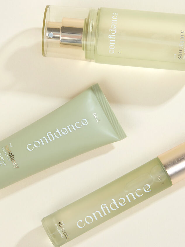 Signature Confidence Three Piece Gift Set Detail 2 - TULLABEE