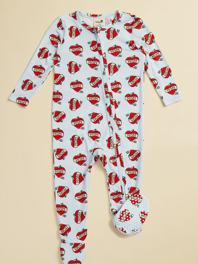 Mom Love Footie Detail 2 - TULLABEE