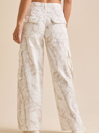 Makayla Camo Cargo Pants Detail 5 - TULLABEE