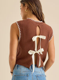 Everett Bow Vest Detail 4 - TULLABEE