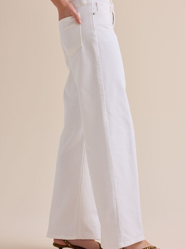 Logan Straight Leg Jean Detail 4 - TULLABEE