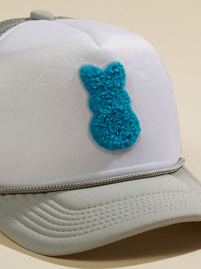 Bunny Patch Trucker Hat - TULLABEE