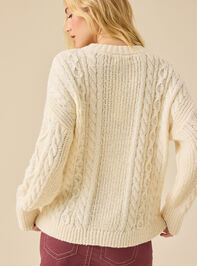 Kassidy Oversized Crew Neck Detail 4 - TULLABEE