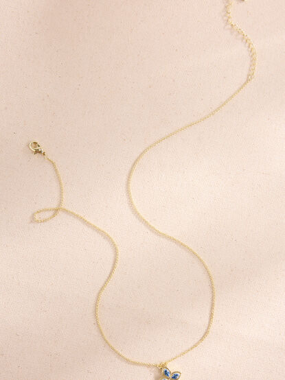Willa Quatrefoil Charm Necklace - TULLABEE