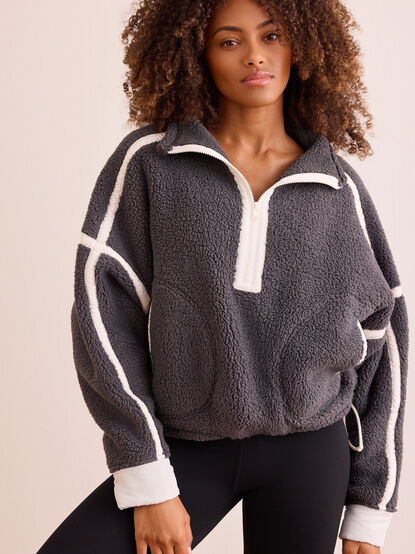 Sprint Sherpa Quarter Zip - TULLABEE