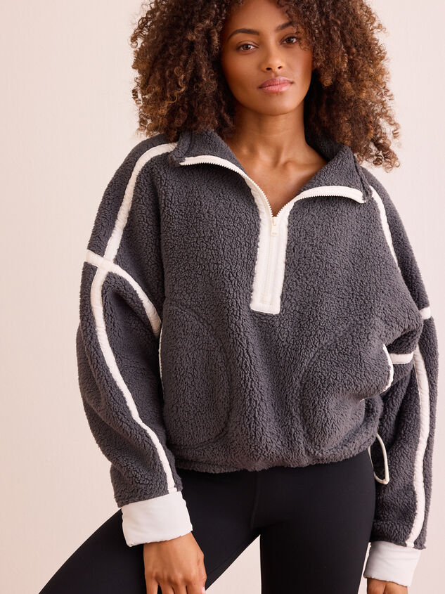 Sprint Sherpa Quarter Zip - TULLABEE
