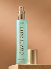 Daydream Travel Perfume Detail 2 - TULLABEE
