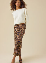Paulina Boatneck Chenille Sweater Detail 2 - TULLABEE