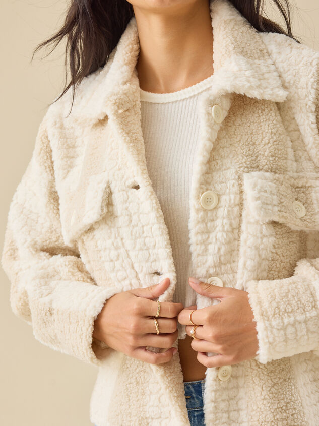Athena Striped Sherpa Jacket Detail 3 - TULLABEE